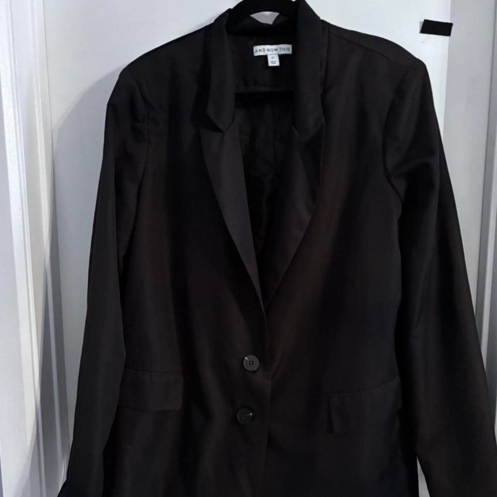 And now this Black blazer NWT